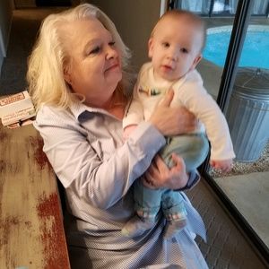 Meet your Posher, Vicki